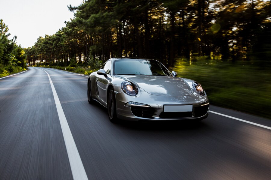 voiture à grande vitesse